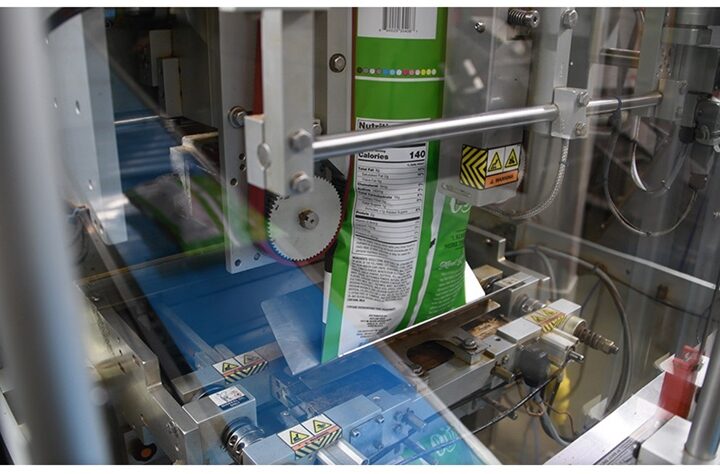 Choosing the Right Vertical Form Fill Seal Machine: A Buyer’s Guide for Streamlining Packaging