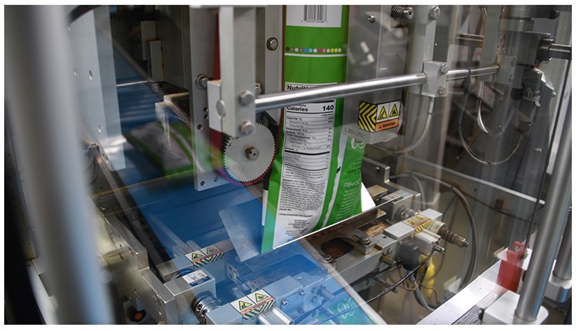 Choosing the Right Vertical Form Fill Seal Machine: A Buyer’s Guide for Streamlining Packaging